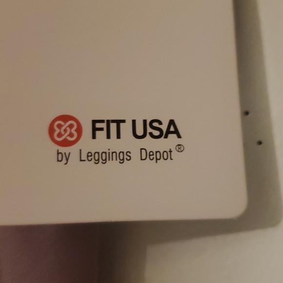 Fitness shorts  by Fit USA these are super tight - Picture 5 of 8